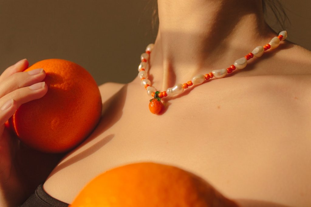 Photo by Margarida da Mota: https://www.pexels.com/photo/model-wearing-necklace-15791710/